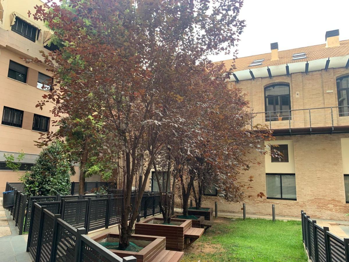 Proximo Al Centro De 2 Con Piscina. Appartement Séville