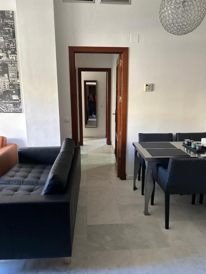 Proximo Al Centro De 2 Con Piscina. * Séville